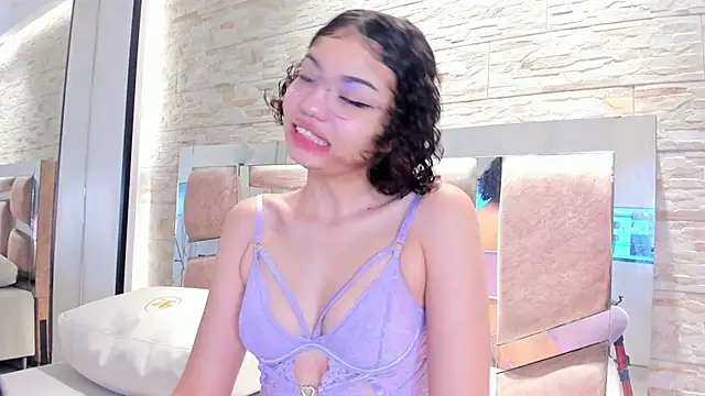 chloe cortez online show from 02/22/26, 10:50