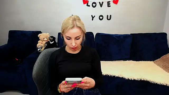 Hanna--Sweet online show from 04/13/26, 11:25