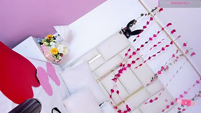 Silvanna-Casstro online show from 02/12/26, 12:16