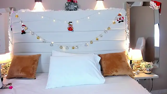 Snapshot of maturexxx_ chatting on 12/19/25, 07:38 maturexxx online show from 12/19/25, 07:38