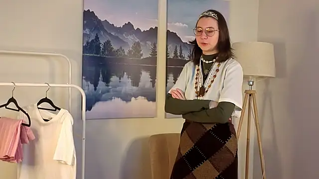 MartyHudon online show from 12/15/25, 04:07