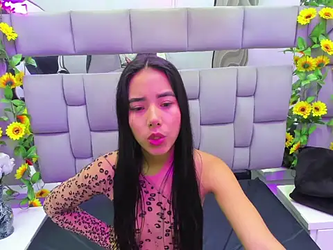 Lia velvet69 online show from 04/14/26, 02:00