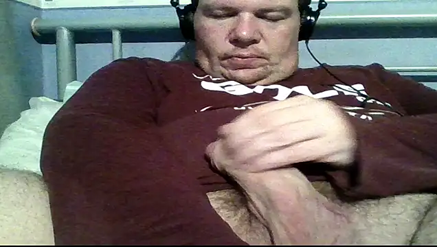 mrhardcock12 online show from 02/02/26, 09:25