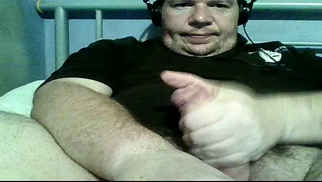 mrhardcock12 online show from 02/09/26, 09:02