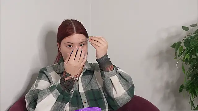 CoralWulf online show from 12/16/25, 08:51