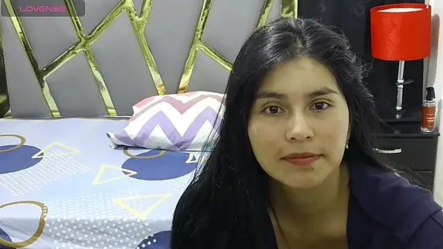 kangomez19 online show from 02/18/26, 12:52