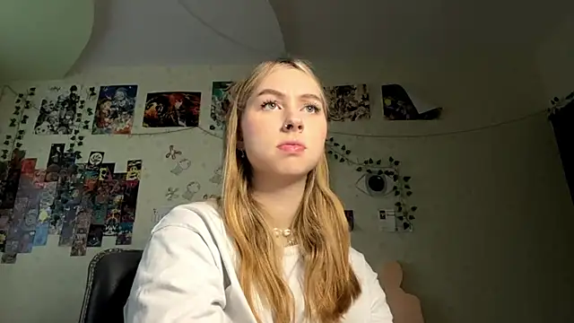 JanelBray online show from 12/18/25, 11:14