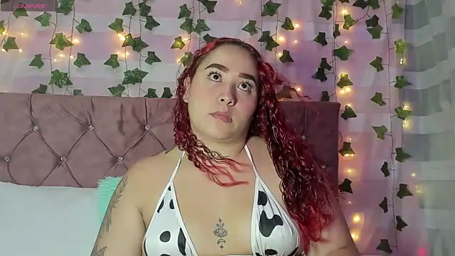 Ayla-marttinez online show from 04/10/26, 11:01