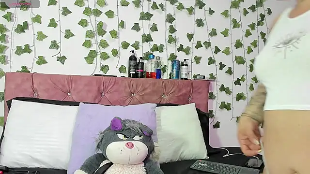 Ayla-marttinez online show from 07/14/26, 01:05
