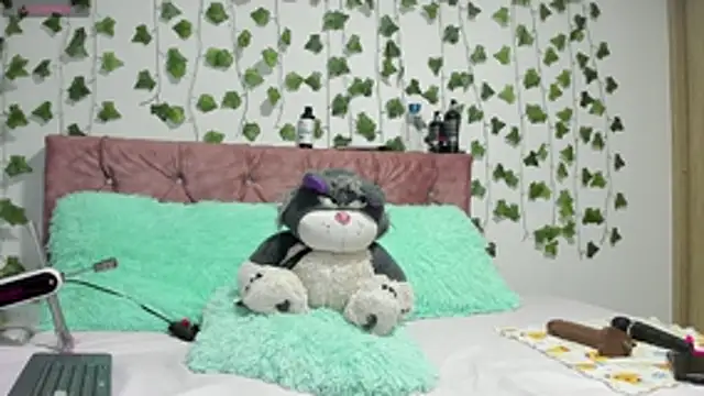 Ayla-marttinez online show from 07/10/26, 01:05