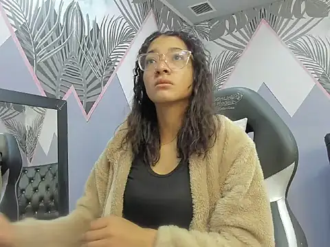 Snapshot of Jadde_Greyy_ chatting on 12/14/25, 11:49 Jadde Greyy online show from 12/14/25, 11:49