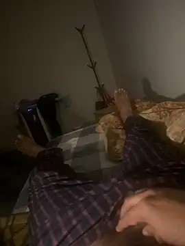 Night outcam online show from 02/15/26, 07:13