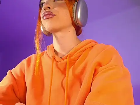 alina lee online show from 01/10/26, 02:07