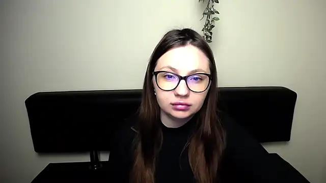 LiliaErmi online show from 04/03/26, 06:31