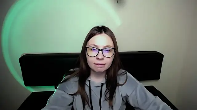 LiliaErmi online show from 03/19/26, 07:08