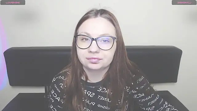 LiliaErmi online show from 03/12/26, 07:56