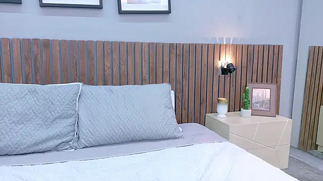 Mia Bellefort online show from 03/14/26, 09:10