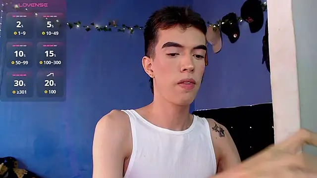 Juan Gomezz26 online show from 06/14/26, 07:59