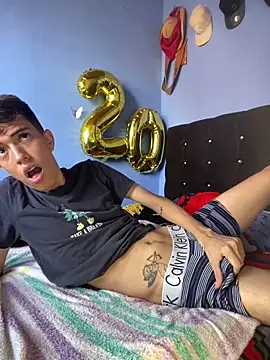 Juan Gomezz26 online show from 12/16/25, 07:07