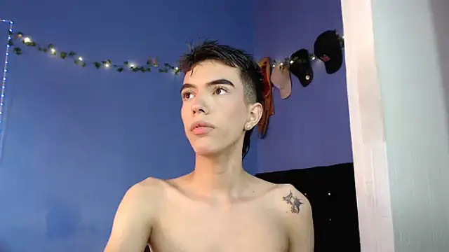 Juan Gomezz26 online show from 06/26/26, 09:20