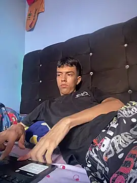 Juan Gomezz26 online show from 04/07/26, 09:27