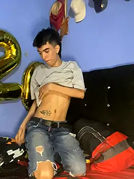 Juan Gomezz26 online show from 12/14/25, 11:21