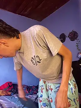 Juan Gomezz26 online show from 04/10/26, 08:27