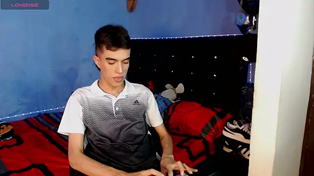 Juan Gomezz26 online show from 06/03/26, 10:47