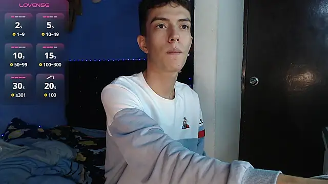 Snapshot of Juan_Gomezz26 chatting on 05/11/26, 10:51 Juan Gomezz26 online show from 05/11/26, 10:51