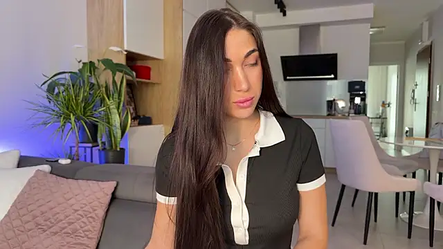 Ann Passion online show from 02/04/26, 10:21