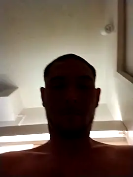 sexywhitedickxh online show from 12/18/25, 12:53