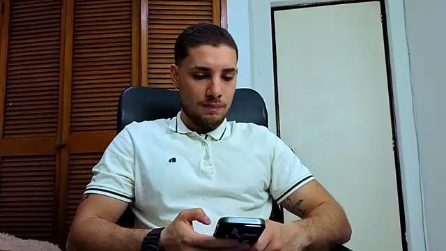 Snapshot of King_meruem chatting on 01/11/26, 01:29 King meruem online show from 01/11/26, 01:29