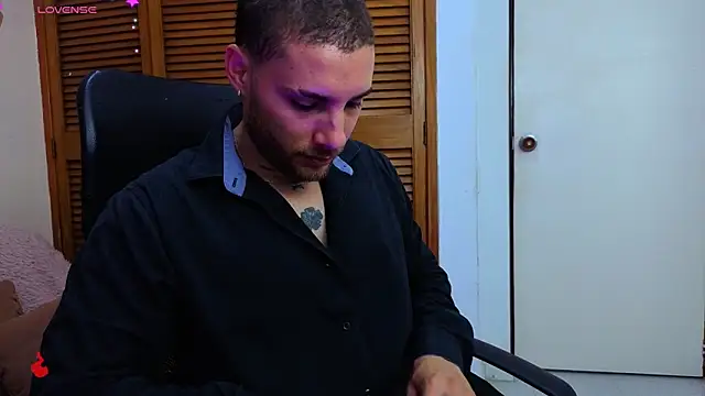 Snapshot of King_meruem chatting on 12/19/25, 08:22 King meruem online show from 12/19/25, 08:22