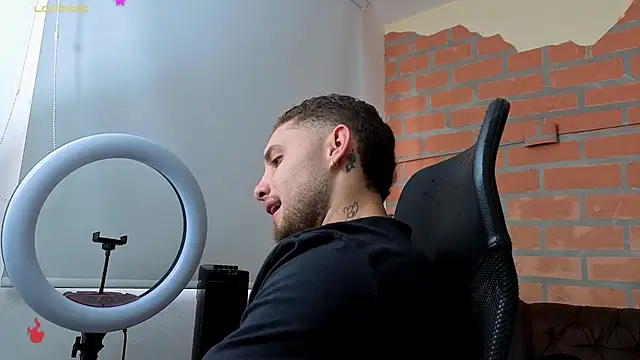 Snapshot of King_meruem chatting on 02/25/26, 08:19 King meruem online show from 02/25/26, 08:19