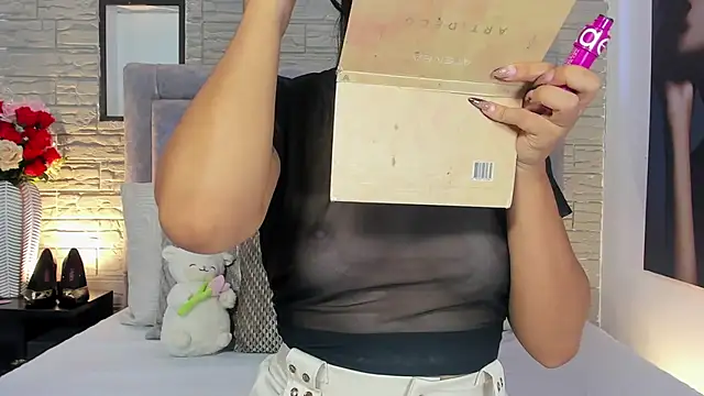 LanaRouse online show from 02/25/26, 10:42