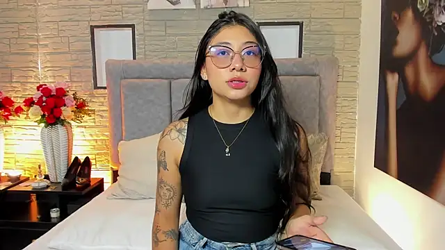 LanaRouse online show from 02/09/26, 10:41