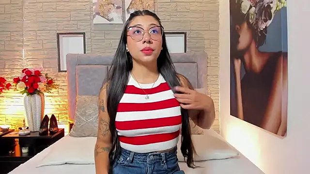 LanaRouse online show from 02/04/26, 10:27