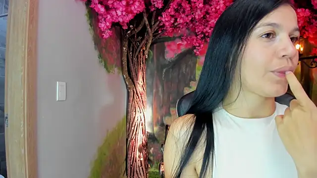 marahanson  online show from 12/17/25, 11:59