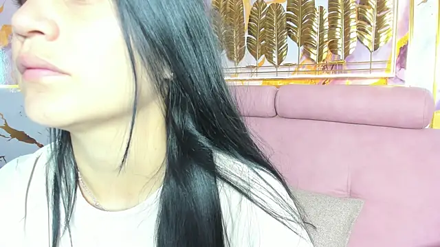 marahanson  online show from 12/14/25, 02:00