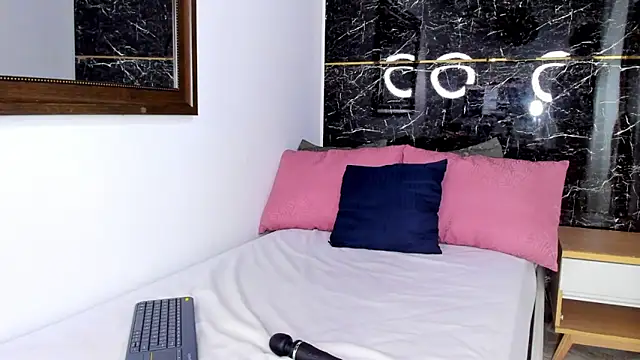 Snapshot of keyla_knowles chatting on 02/03/26, 10:04 keyla knowles online show from 02/03/26, 10:04