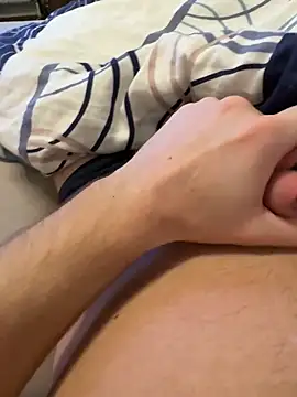 DereineGx online show from 12/22/25, 12:05