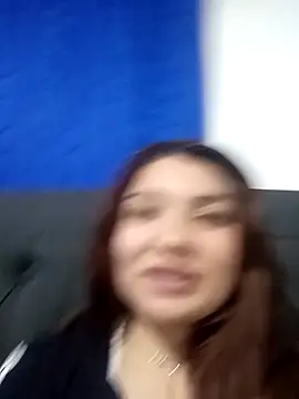 Snapshot of evelin__C chatting on 12/18/25, 03:55 evelin C online show from 12/18/25, 03:55