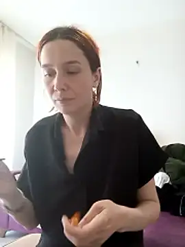 Atwsliiikizilll online show from 06/17/26, 08:14