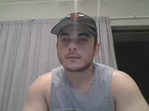 Marcelopret online show from 12/15/25, 09:53