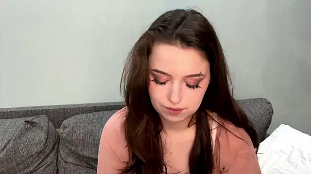 Freya land online show from 03/23/26, 04:40