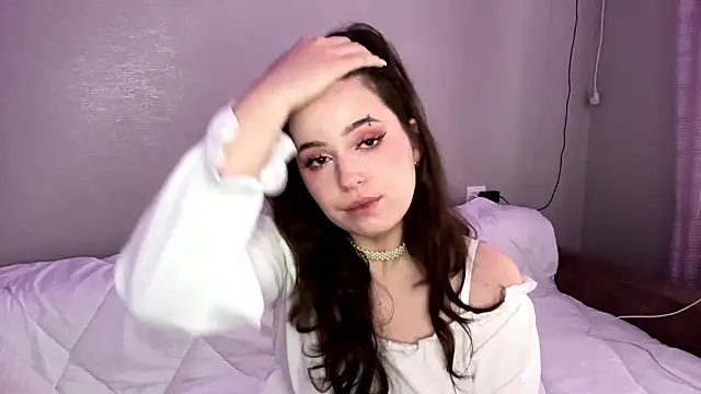 Freya land online show from 02/17/26, 01:30