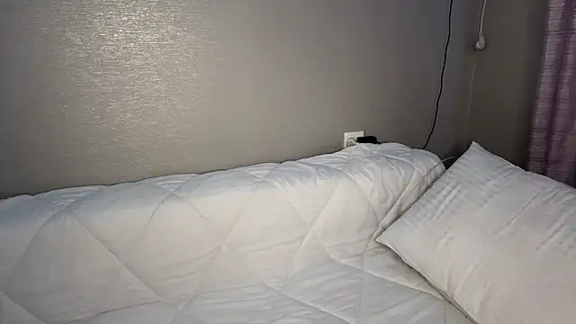 Freya land online show from 02/25/26, 04:07