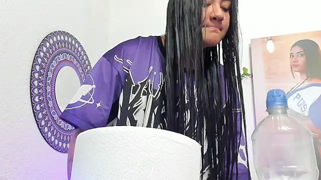 Hanna moore10 online show from 03/05/26, 07:10