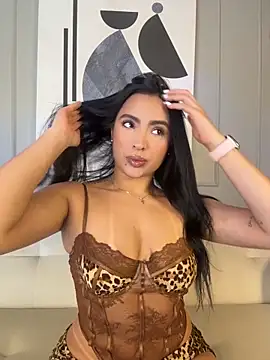 Snapshot of ValeriaTorress_ chatting on 03/01/26, 09:48 ValeriaTorress online show from 03/01/26, 09:48