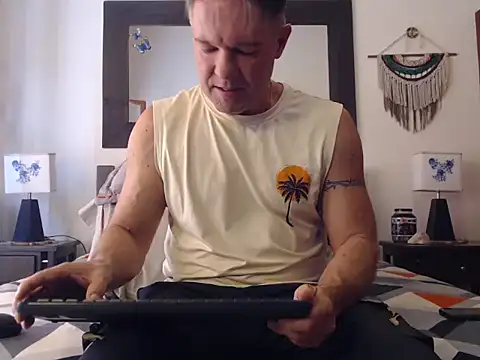 TommyLopez online show from 02/03/26, 04:01